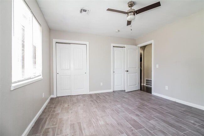 Building Photo - 1811 Westminster Pl