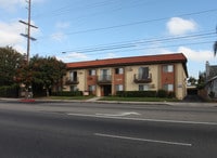 Building Photo - 13841 Vanowen