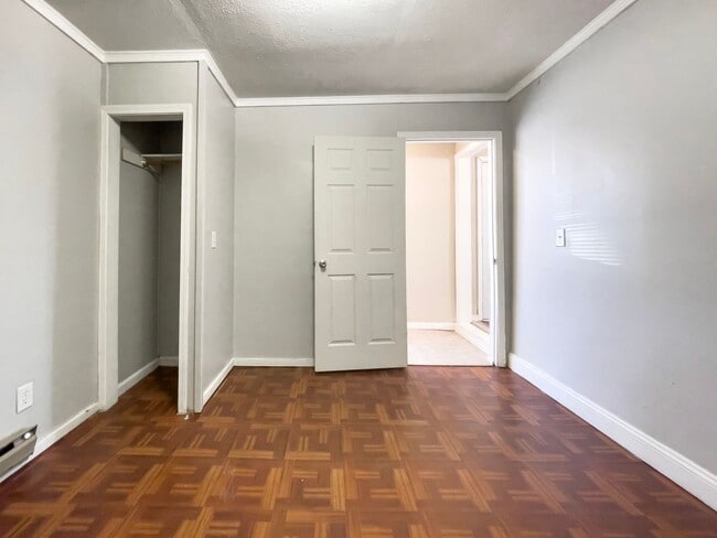 Building Photo - 2808 S Brotherton St