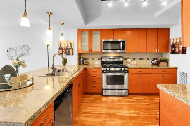 Building Photo - 1 bedroom in Seattle WA 98101