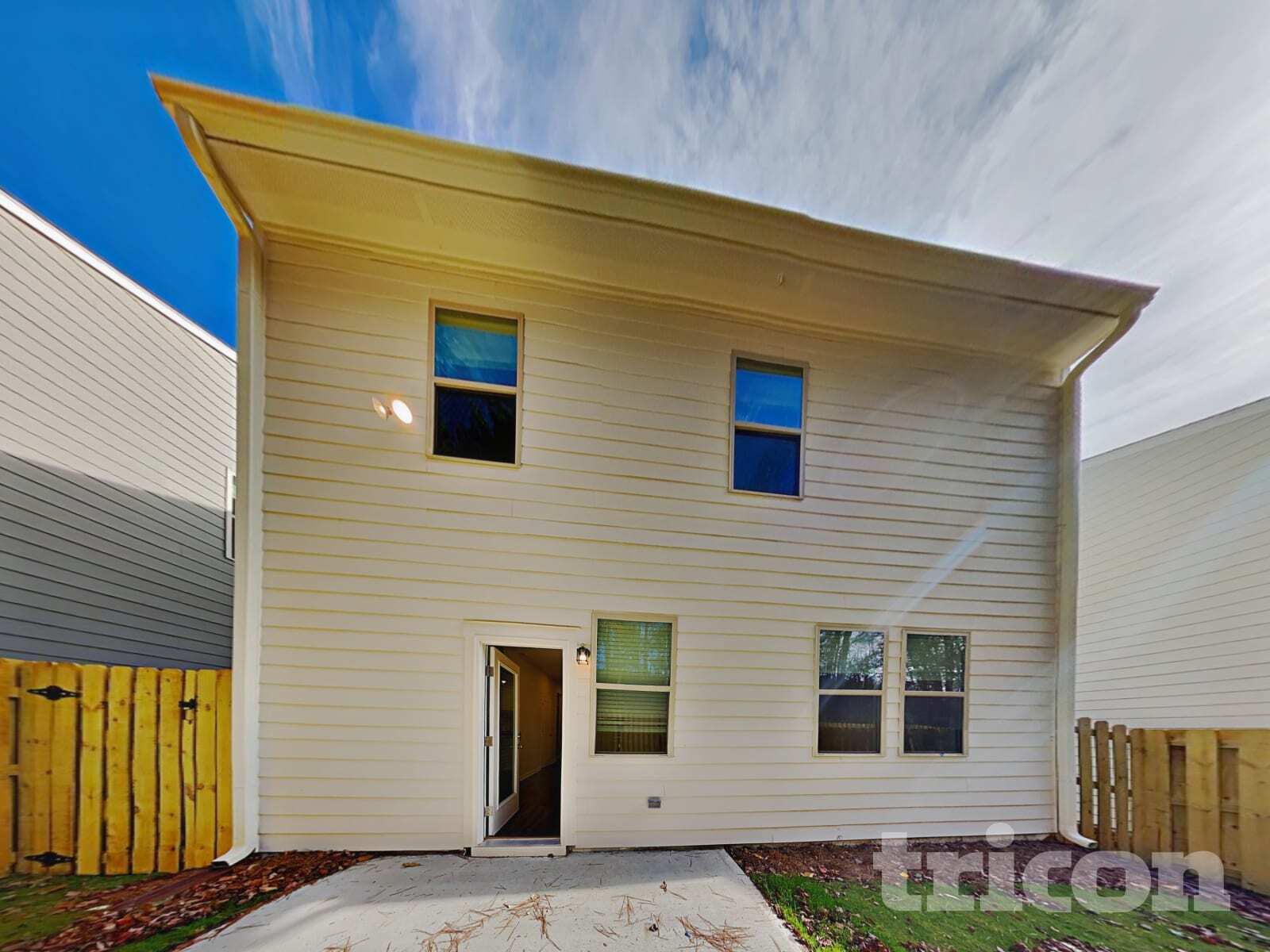 Building Photo - 200 Chapelcrest Ln