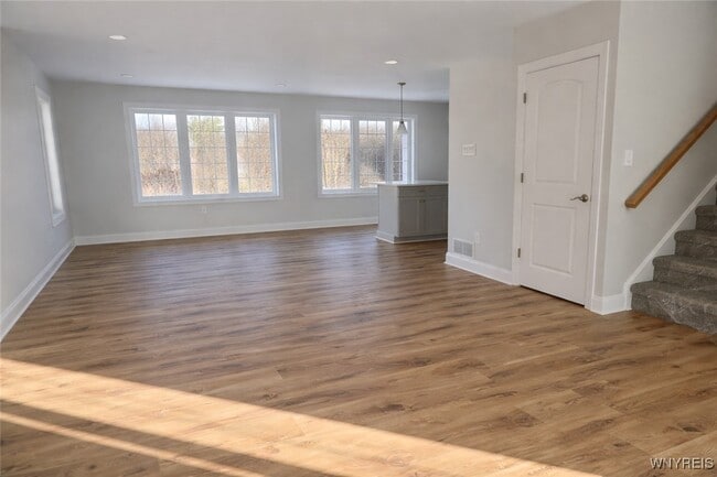 Building Photo - 5951 Miller Rd