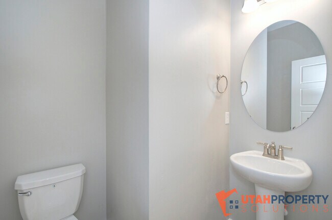 Building Photo - 11586 S Bingham Rim Rd