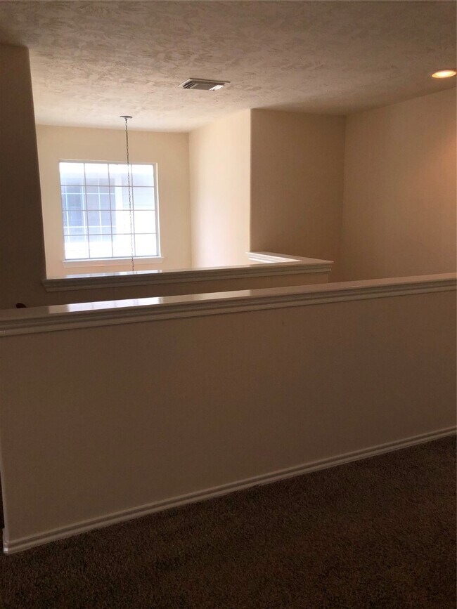 Building Photo - 5639 Stonecloud Ln