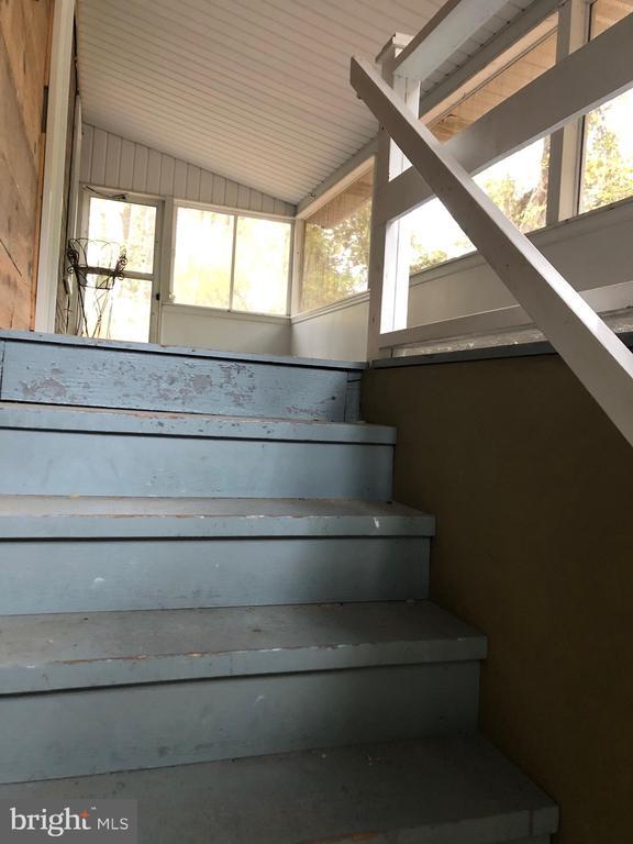 Building Photo - 723 McCormick Rd