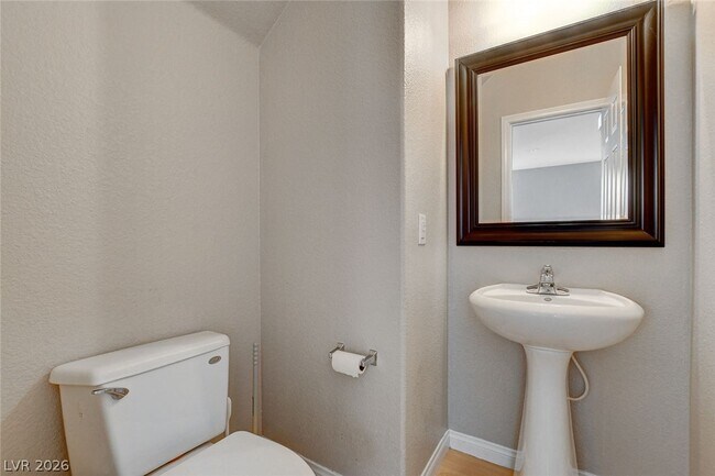 Building Photo - 66 Archer Glen Ave