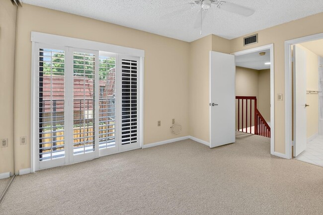 Building Photo - 413 Buttonwood Ln