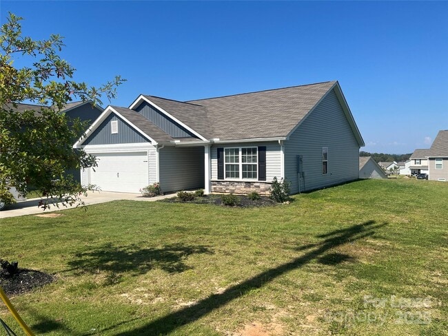 Building Photo - 1228 Phifer Rd