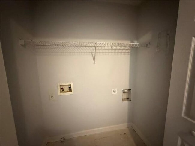 Building Photo - 1499 Cove Creek Cir