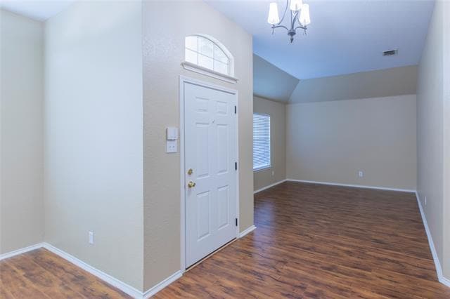 Building Photo - 6100 Pine Ridge Blvd