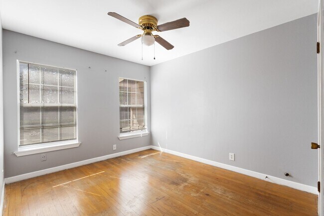 Building Photo - 210 Dryden Dr