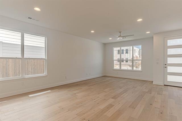 Building Photo - 312 Sunset Ln