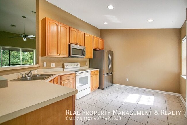 Building Photo - 3 BR / 2 BA Condo In Stonebridge Commons