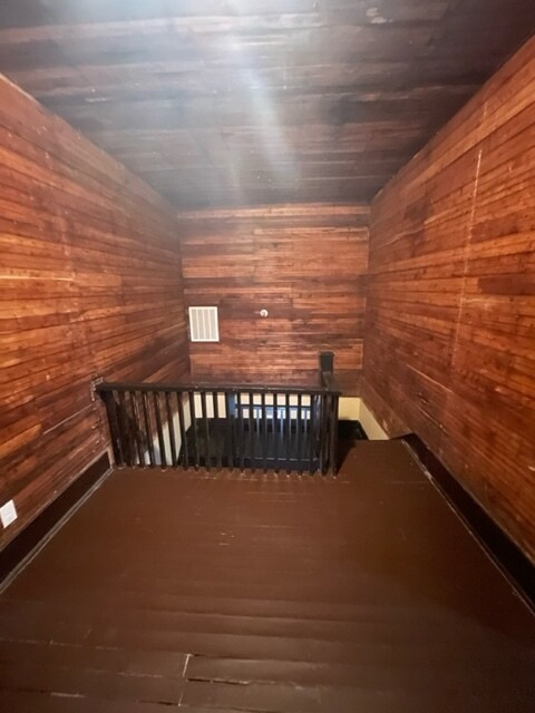 Building Photo - 136 S Main St