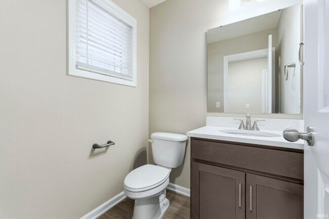 Building Photo - 1609 Anconia Cv