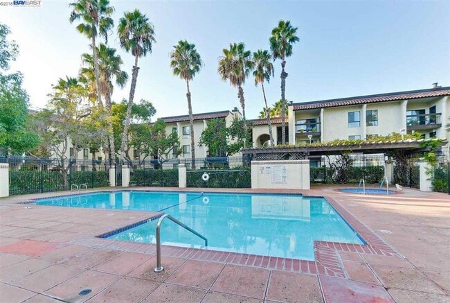 Building Photo - COMING SOON! $2850 / 2 BR - GORGEOUS REMOD...