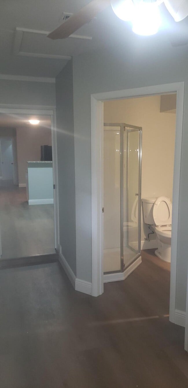 Building Photo - 4444 Golfers Dr W