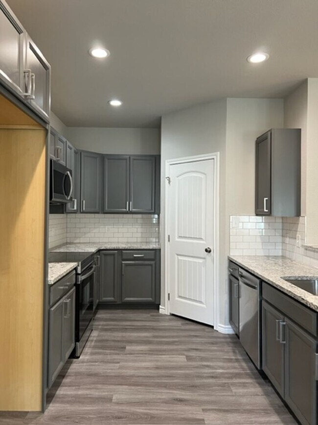 Building Photo - 2876 Melissa Ln