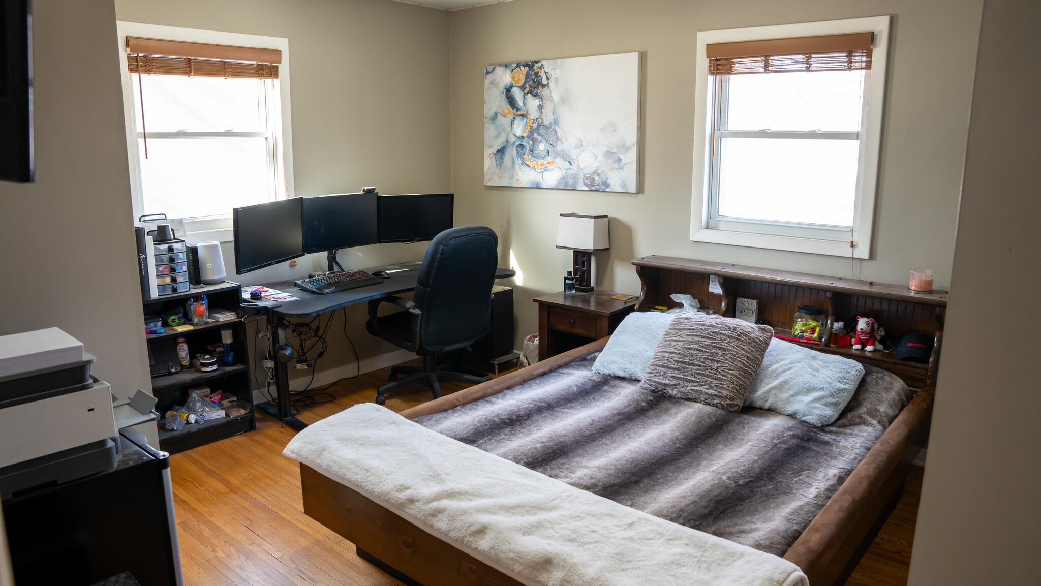 Master Bed 1 - 5864 Quebec Ave N