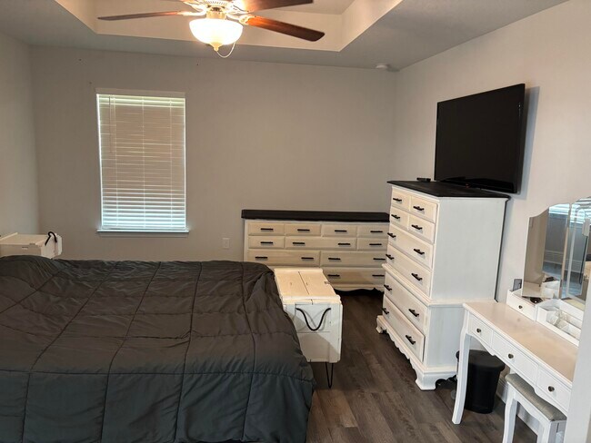 Building Photo - 5767 Marigold Loop