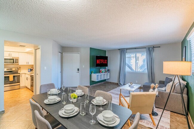 Building Photo - 8550 E McDowell Rd