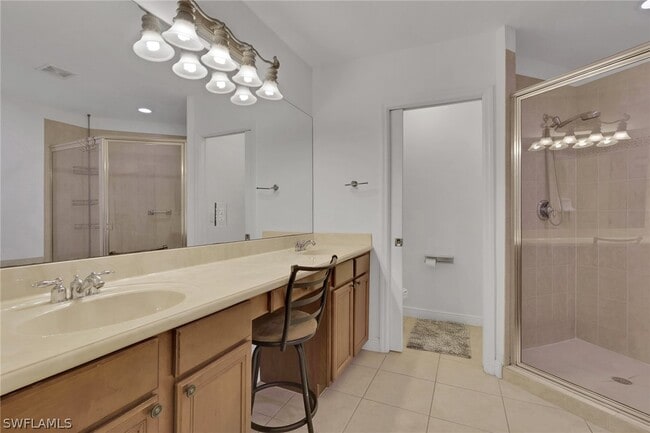 Building Photo - 3353 Antica St