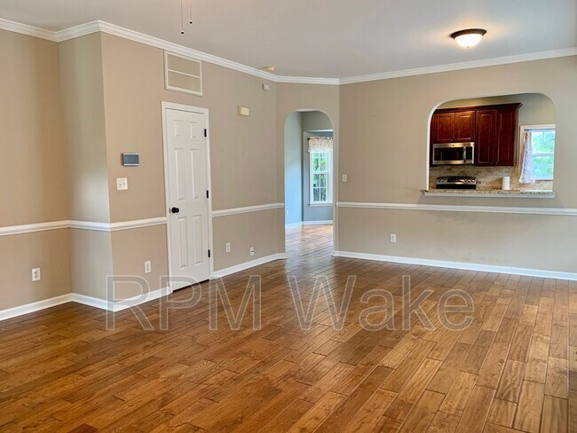 Building Photo - 9201 Langwood Dr