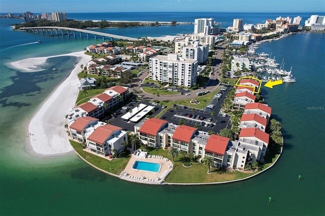 Building Photo - 868 Bayway Blvd