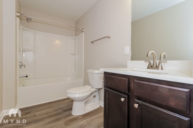 Building Photo - 376 Scotland Dr