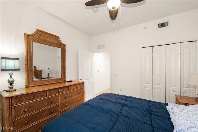 Building Photo - 11960 Champions Green Way