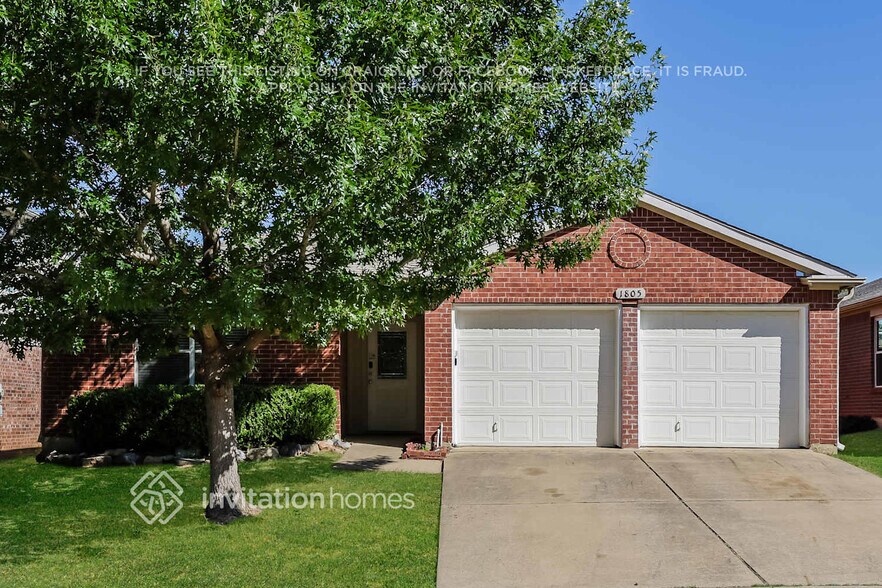 Primary Photo - 1805 White Feather Ln