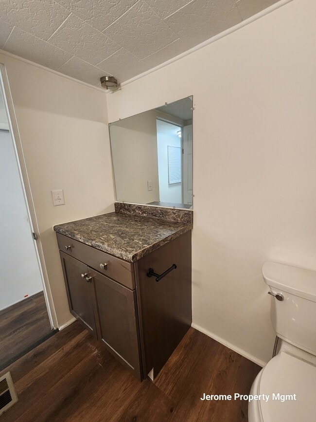 Building Photo - 4620 Plum St