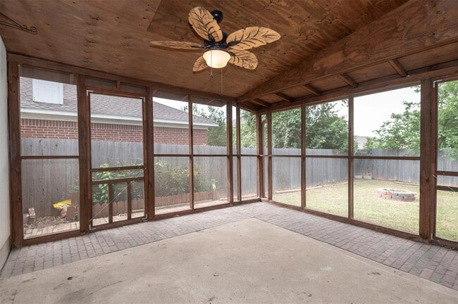 Building Photo - 170 Masonwood Dr