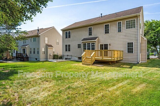 Building Photo - 9140 Worthington Dr