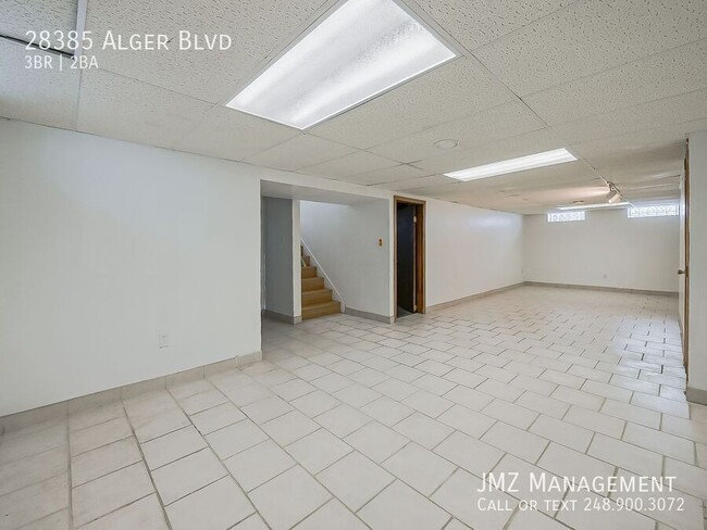 Building Photo - 28385 Alger St