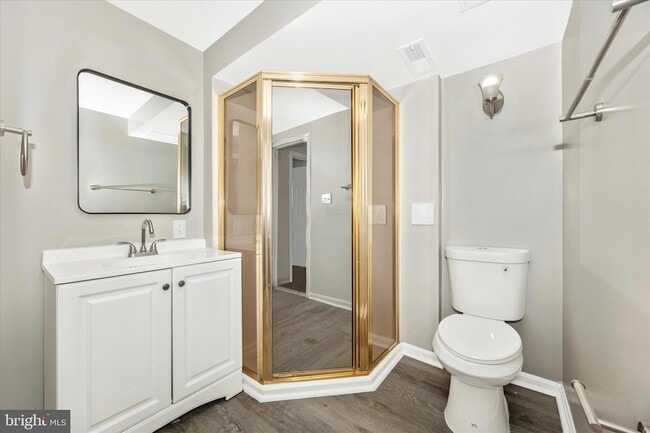 Building Photo - 114 Colony Ct