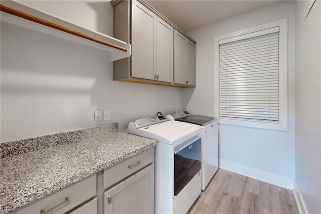 Building Photo - 12268 Cr 175