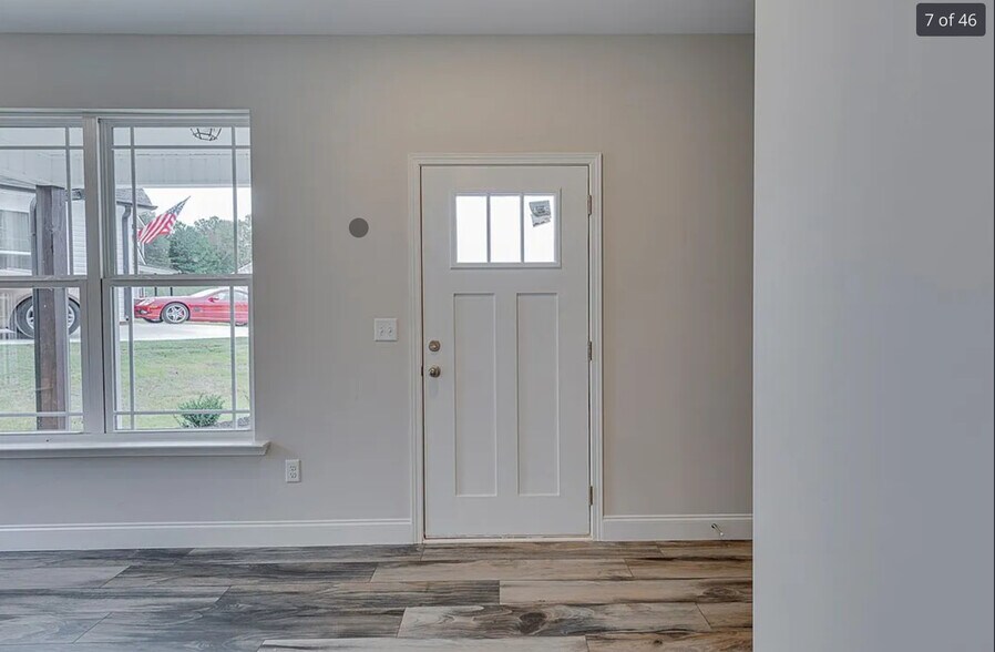 Building Photo - 213 Legacy Ln