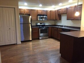 Building Photo - 2220 Baxter Ln