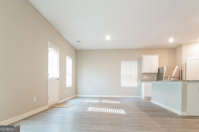 Building Photo - 1012 Nandina Ct