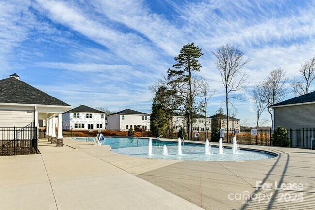 Building Photo - 110 Bird Dog Dr
