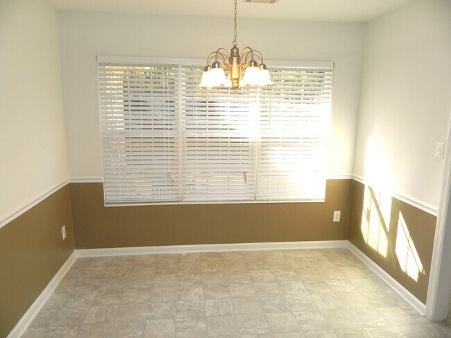 Building Photo - 2905 Galahad Way