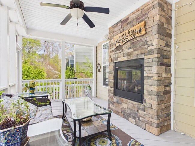 Building Photo - 12106 Golden Aster Terrace