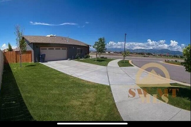 Building Photo - 3-Bedroom, 2-Bathroom Single-Level Home in Bozeman, MT