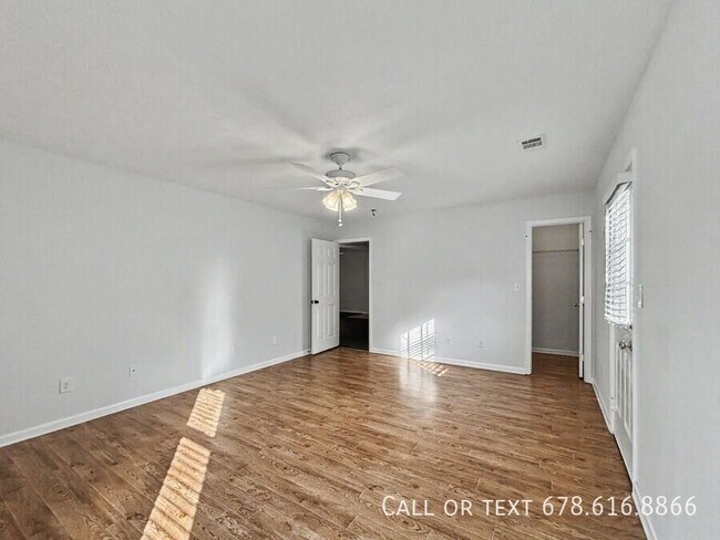 Building Photo - 560 Lee Byrd Rd