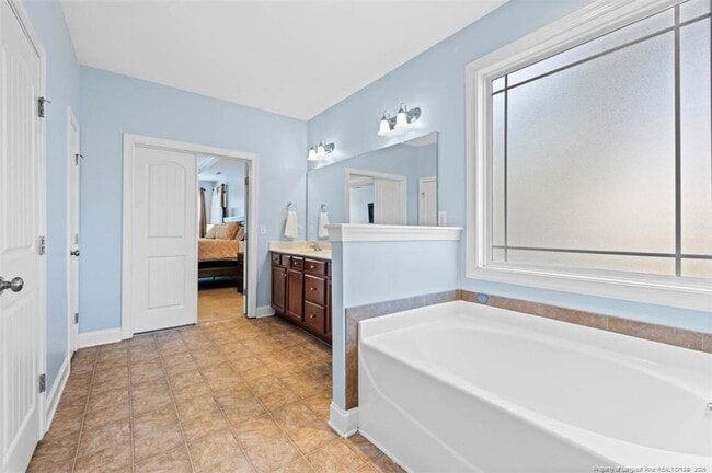 Building Photo - 76 Kentucky Derby Ln