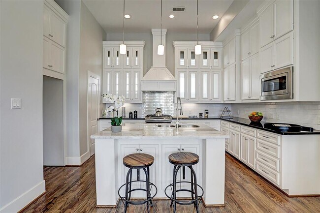 Building Photo - 2020 McGowen St