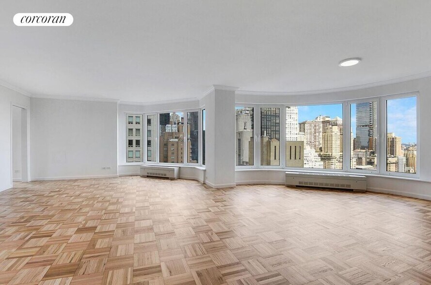 Building Photo - 200 Central Park S