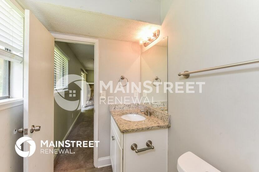 Building Photo - 3668 Riverchase Terrace