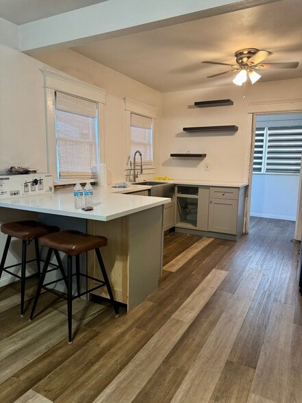 Kitchen - 1045 Bradford St